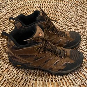 Merrill Moab 2 Hiking Boots